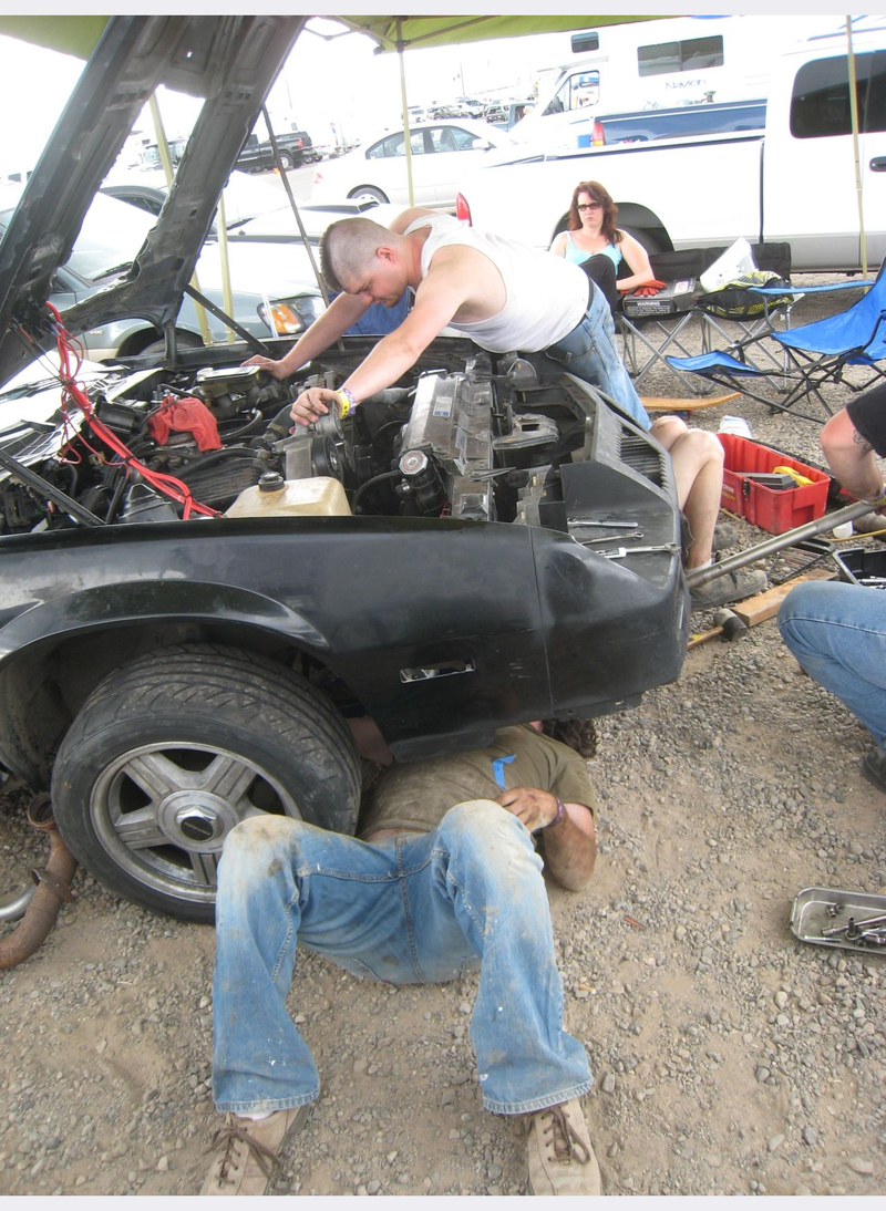 Illustration for article titled Brother, Can You Spare A Transmission? Broken Cars At The Goin' For Broken 24 Hours Of LeMons